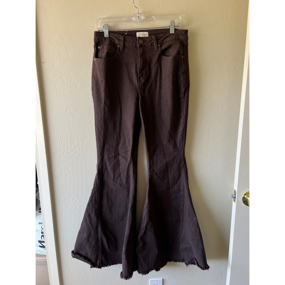 SHYANNE Womens Brown Flare Jeans Size‎ 31W x 32L Distressed Frayed Hem